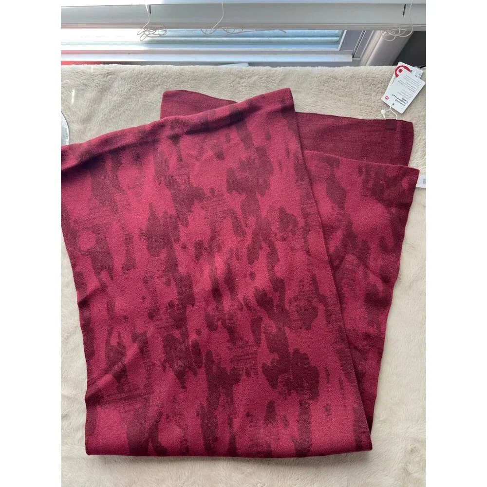 Lululemon Oversized Jacquard Scarf Camo Print Red Warm Viscose-Acrylic Blend